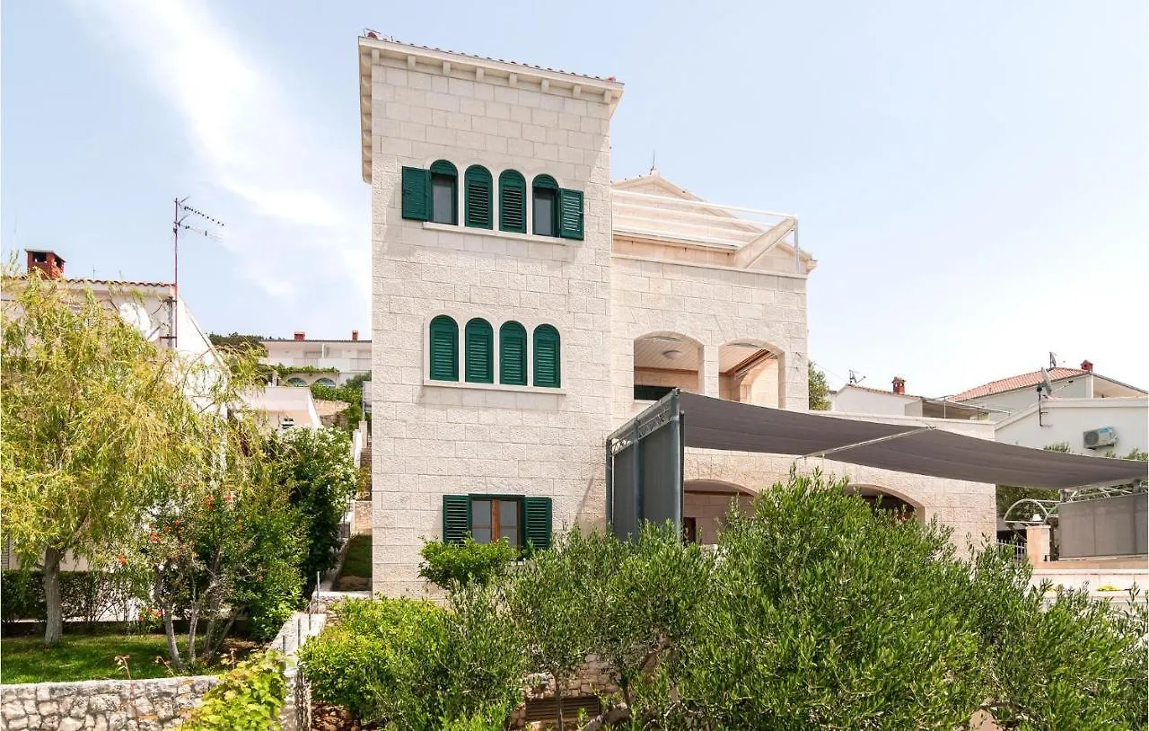 Awesome Apartment In Okrug Donji With Kitchen Donji Okrug  Croatia